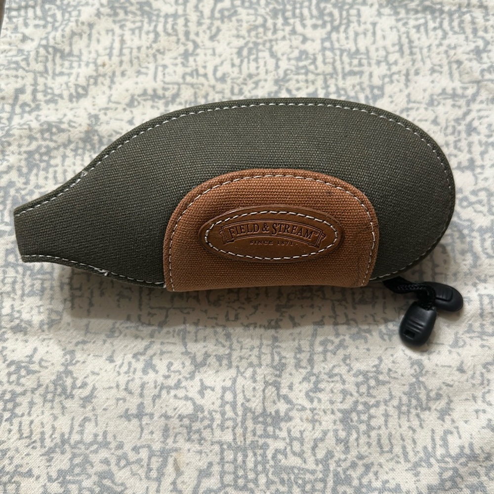 Field & Stream green canvas case